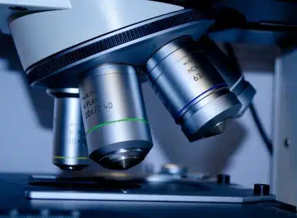 Le microscope et son évolution