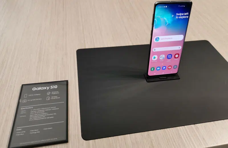 Samsung Galaxy S10 Hands-on : saint sh*t, Samsung peut faire de beaux écrans