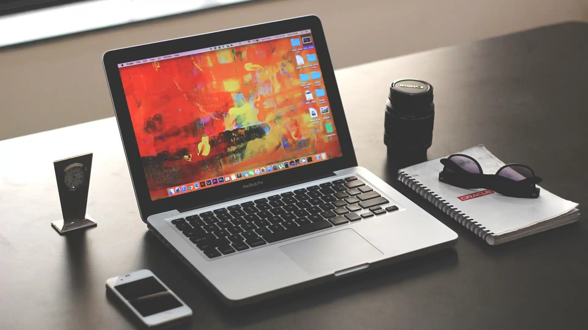 Achat d'articles de bureautique : quand contacter un service client ?