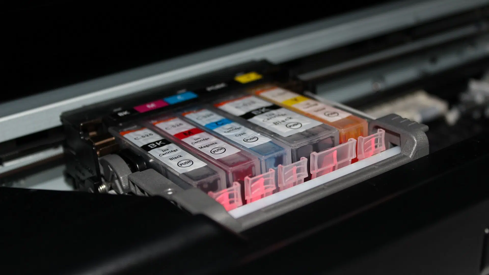 Cartouches d'encre rechargeables : économiser de l’argent en protégeant la planète