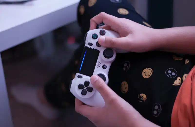 Comment configurer une manette ps4 pour jouer sur nintendo switch ?